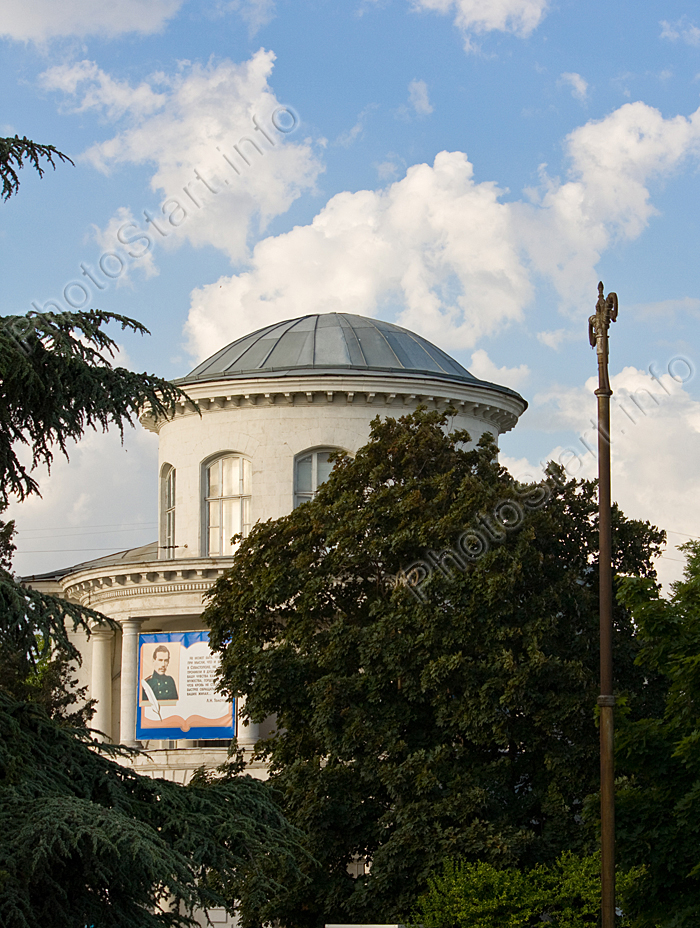 Здание Центральной библиотеки им. Л.Н. Толстого.